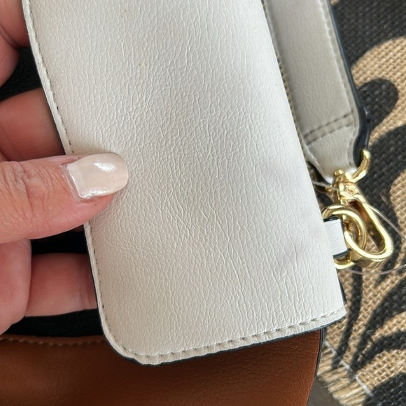 Source Unknown Black and Brown Mini Bag with Modern Design - Picture 9 of 9